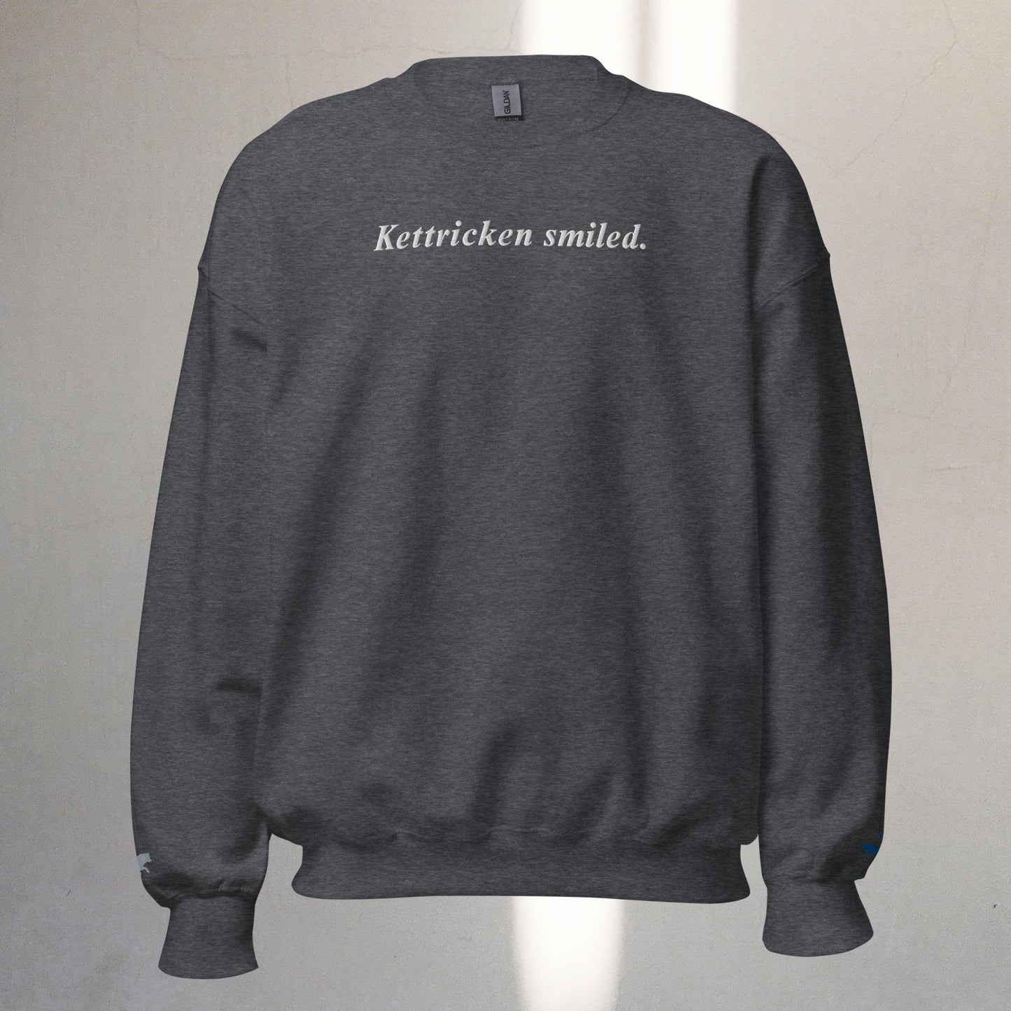 Kettricken Smiled | Sweatshirt