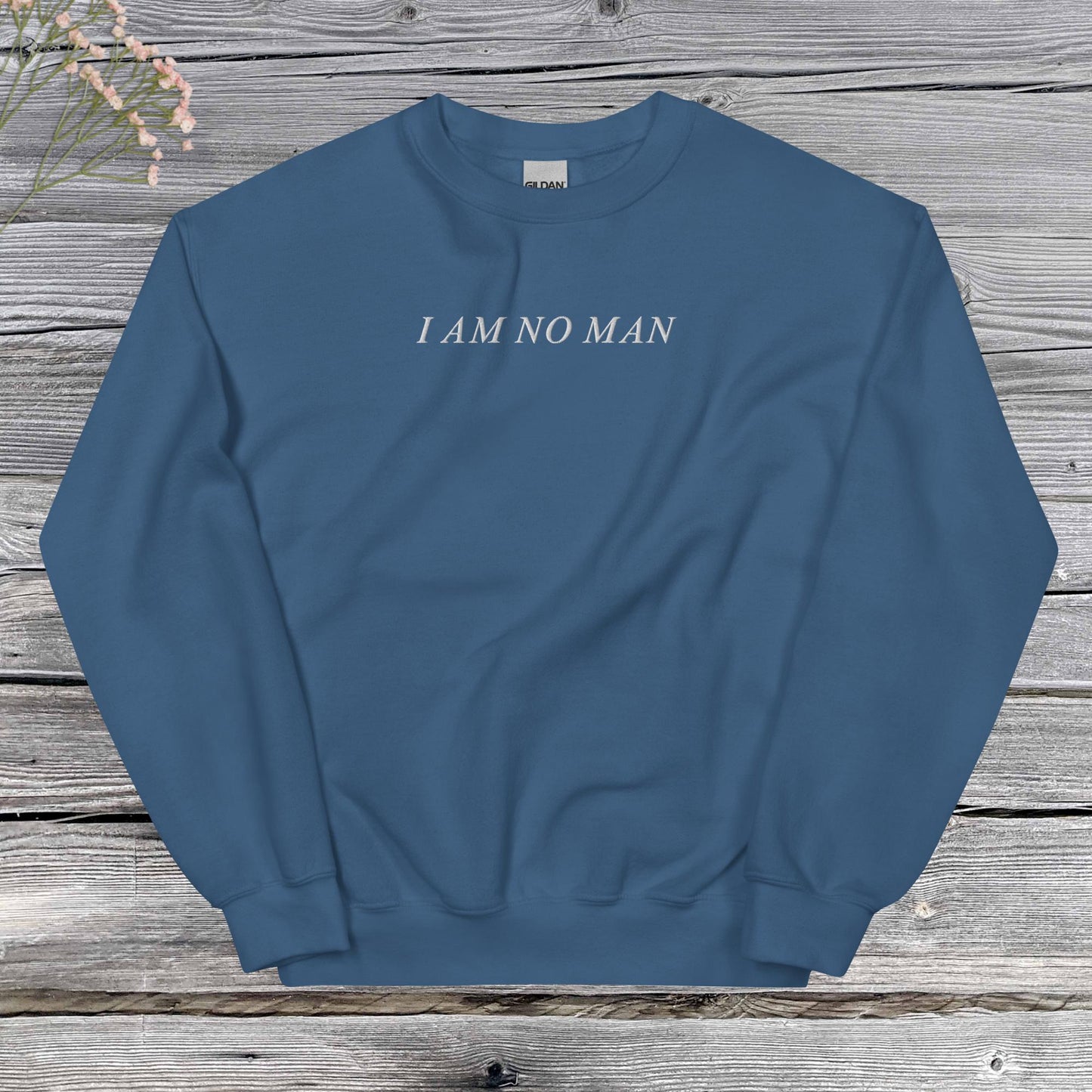 I AM NO MAN | sweatshirt