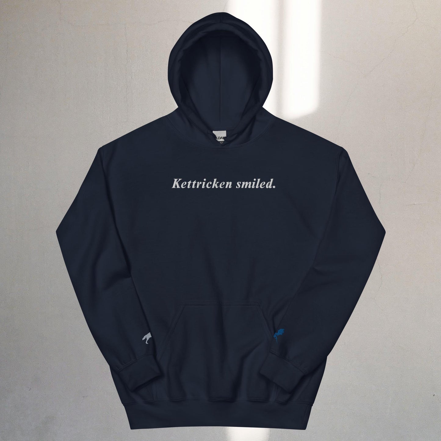 Kettricken Smiled | Hoodie