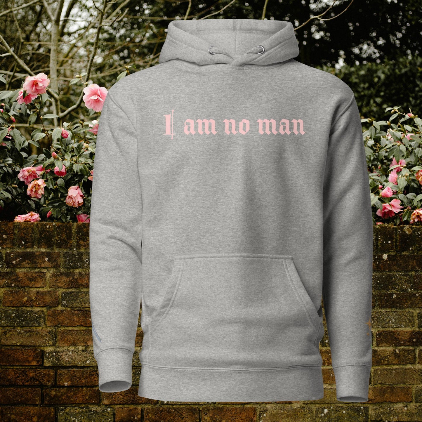 I AM NO MAN | hoodie